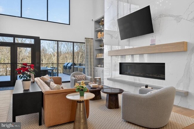 Building Photo - 76 Old Mill Bottom Rd N