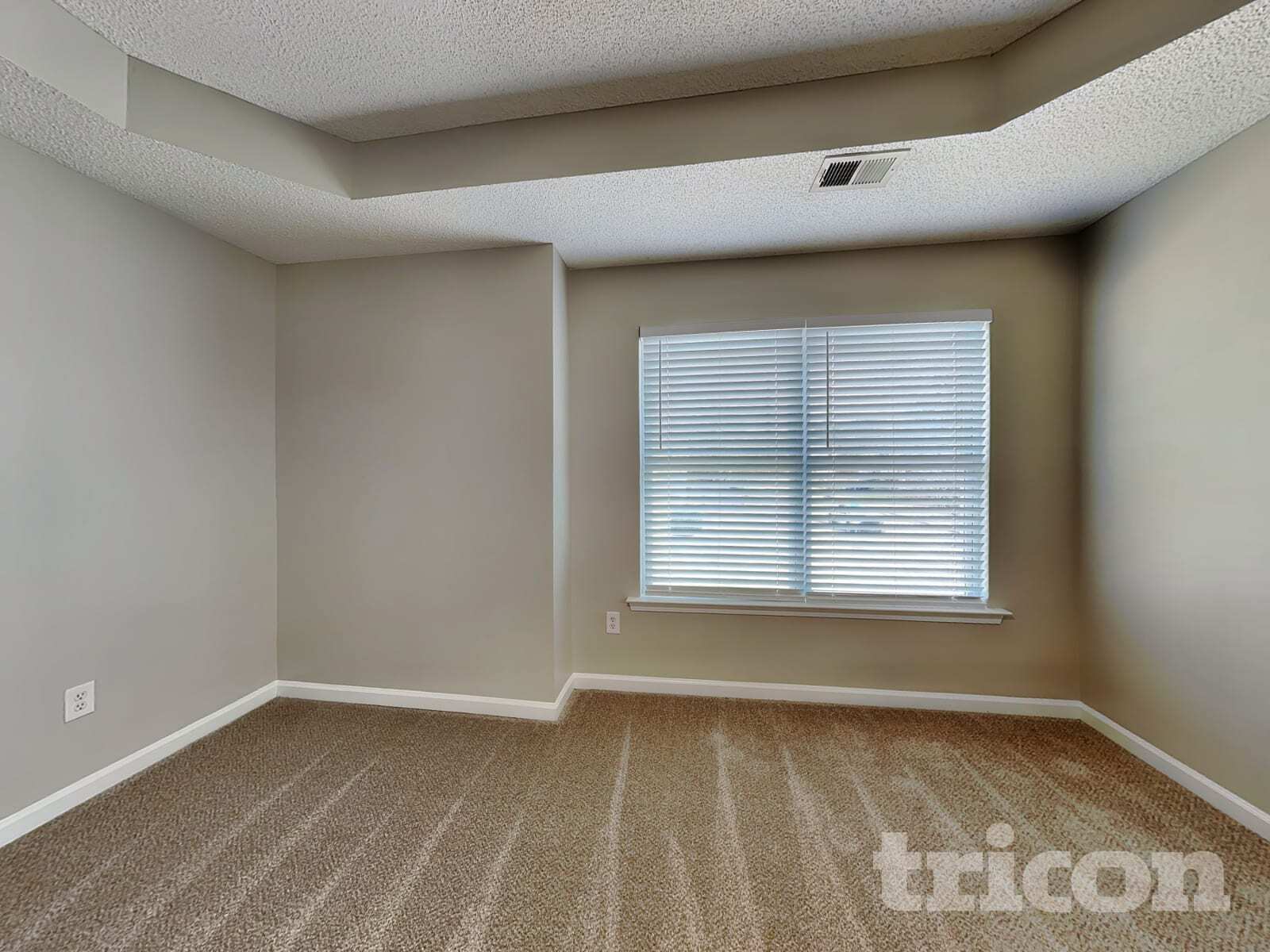 Building Photo - 111 Darbys Run Way