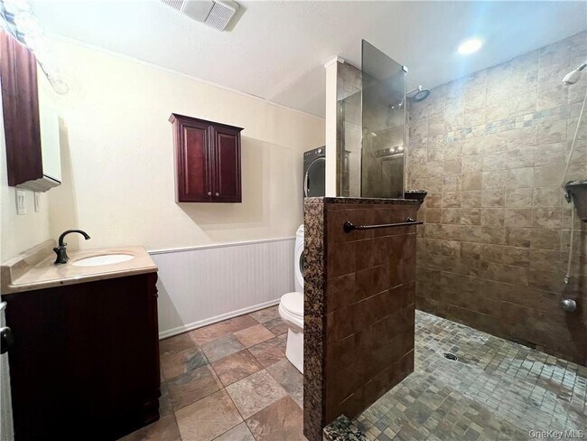 Building Photo - 26 Wallkill Ave