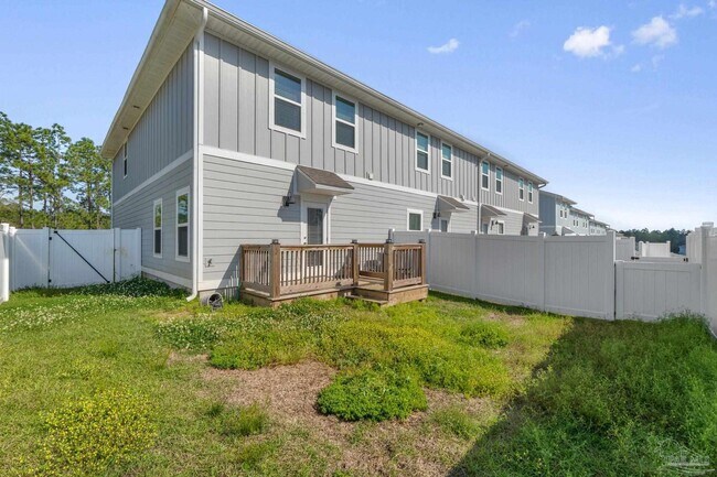 Building Photo - 9483 Nature Crk Cir