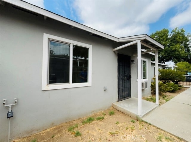 Building Photo - 3928 Everest Ave