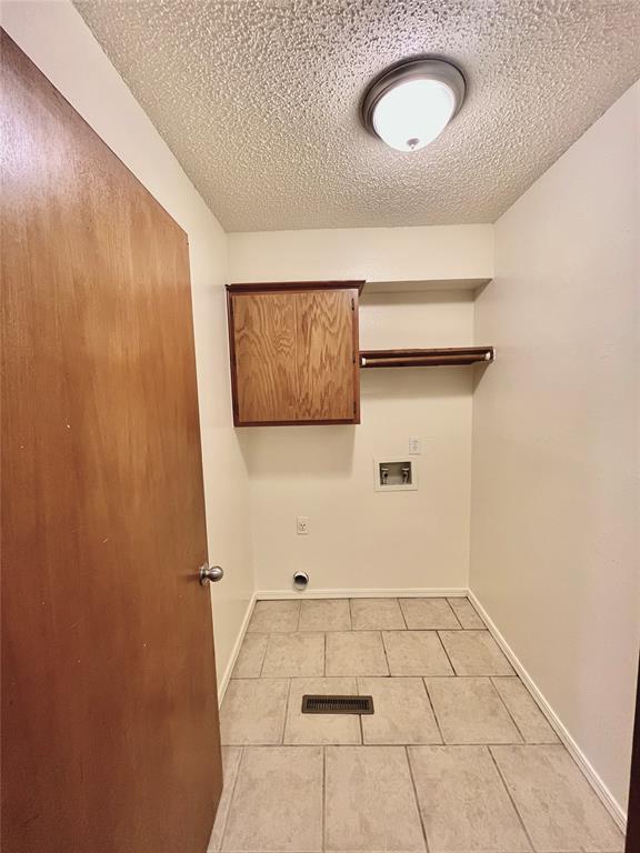 Building Photo - 233 Chalmette Dr