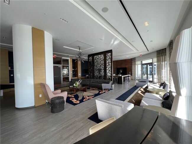 Building Photo - 17301 Biscayne Blvd