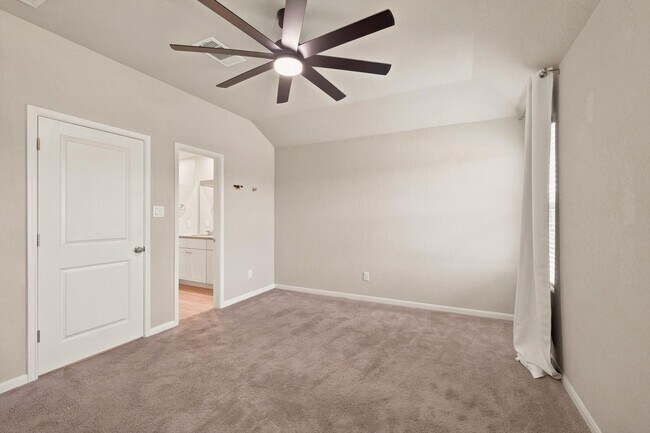 Building Photo - Bright Open Floor Plan | Solar Panels | Resort-Style Community