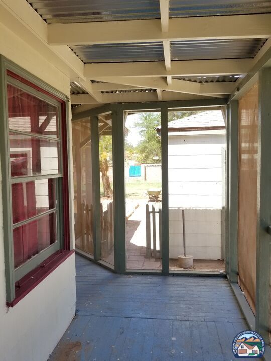 Building Photo - 285 W K St