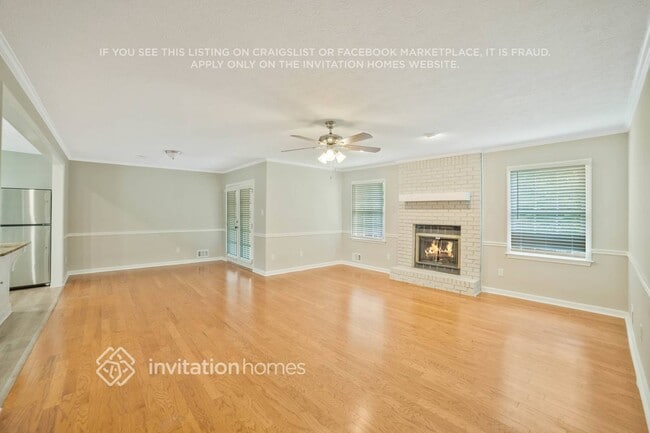 Building Photo - 468 Summerville Dr NW