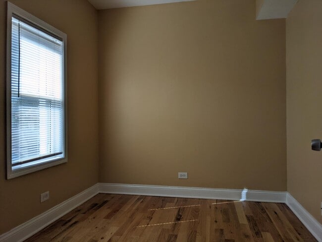 Building Photo - 712 S Aberdeen St