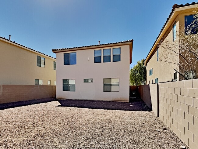 Building Photo - 632 Mauna Kea Pl