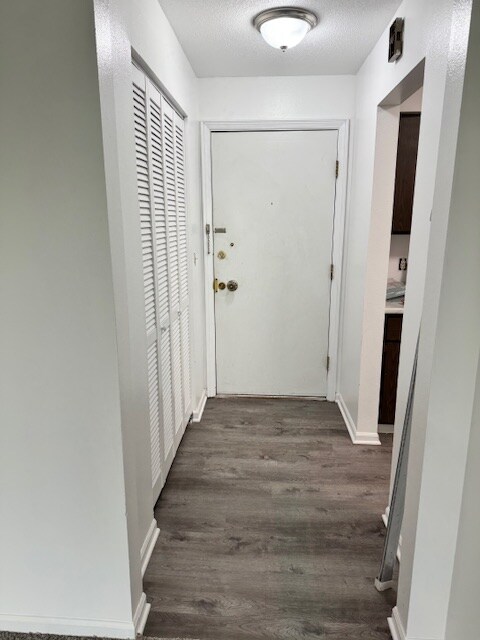 Building Photo - 1913 W 1st St