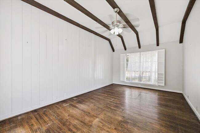 Building Photo - 10807 Beinhorn Rd