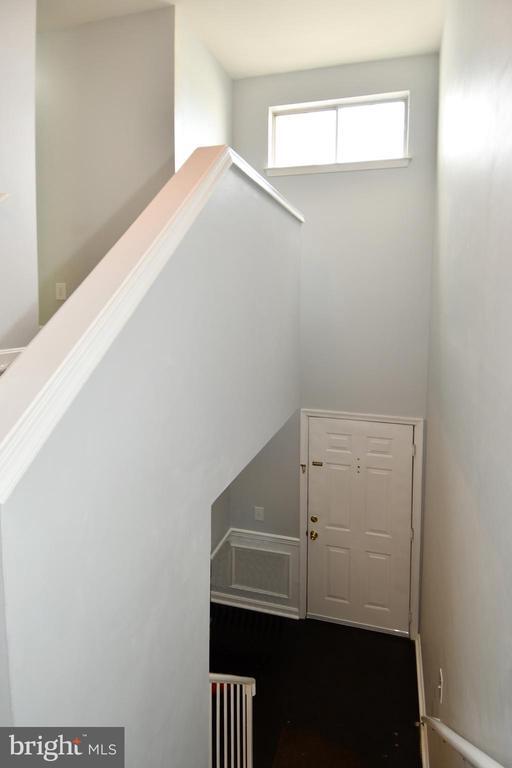 Building Photo - 46893 Eaton Terrace
