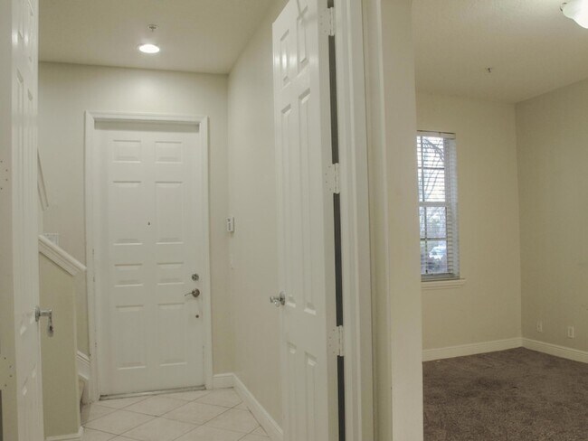 Building Photo - 124 Jesup Ln