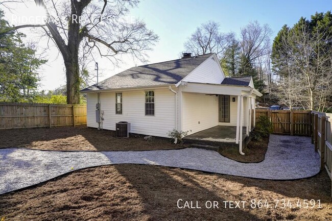 Building Photo - 12 Boyce Springs Ave