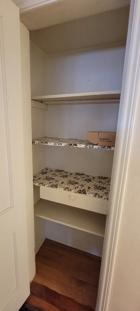 Building Photo - 705 N Elm St