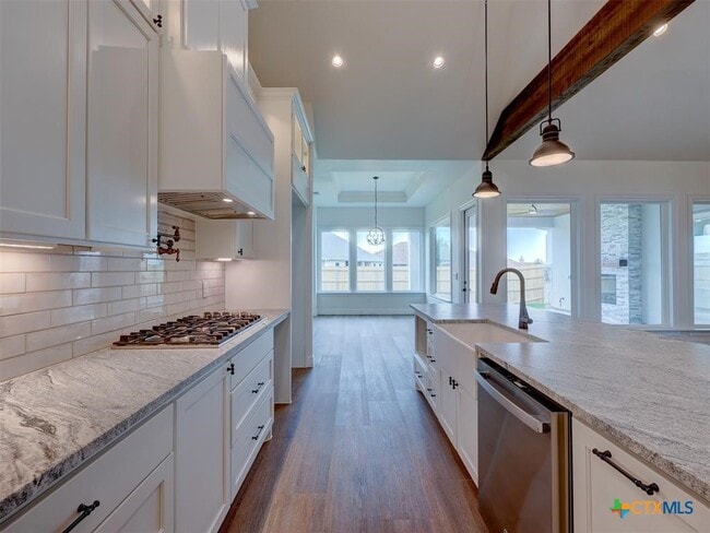 Building Photo - 505 Magan Ln