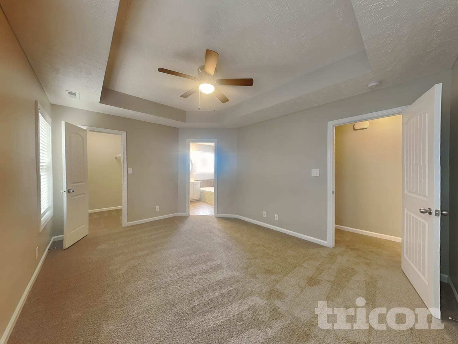 Building Photo - 1457 Mutual Dr