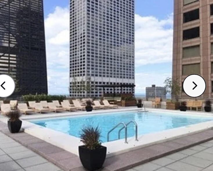 Building Photo - 777 N Michigan Ave