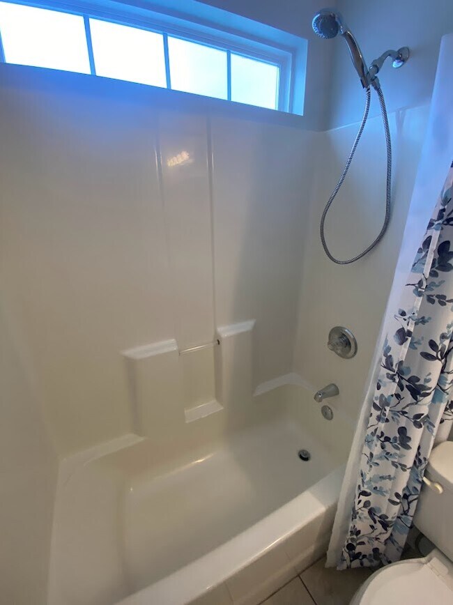 Building Photo - 181 Point Break Dr