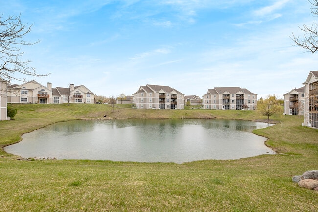 Building Photo - 1528 Oakfield Dr