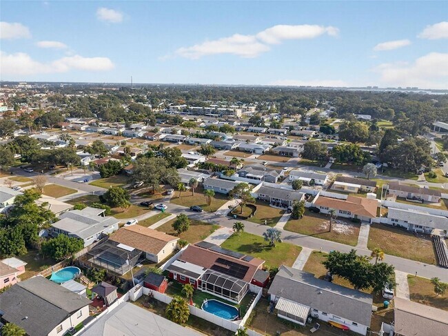 Building Photo - 11761 80th Ave