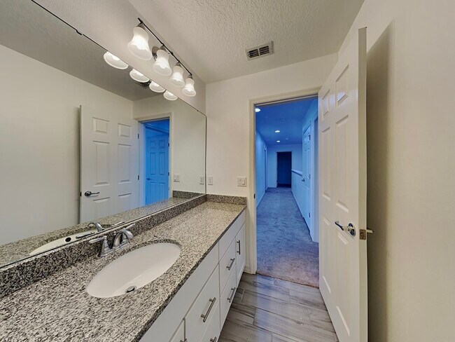 Building Photo - 5283 Brydon Woods Cir