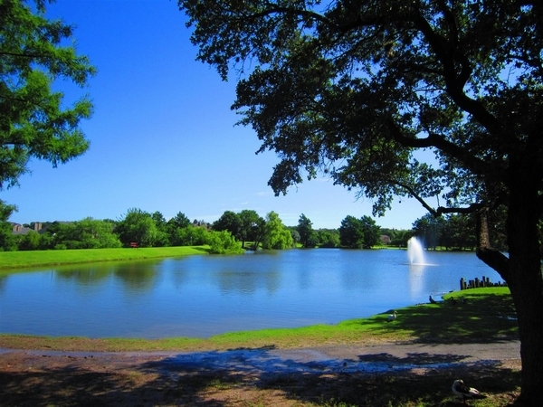 Primary Photo - Acadia on the Lake Apartments