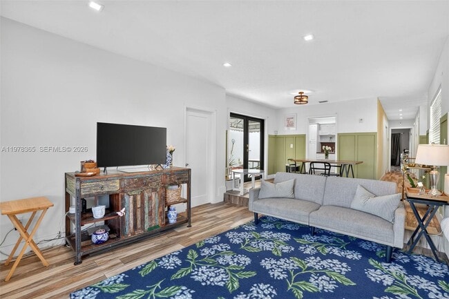 Building Photo - 7016 SW 103rd Pl