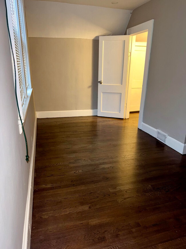 Building Photo - 74 Mt Pleasant St