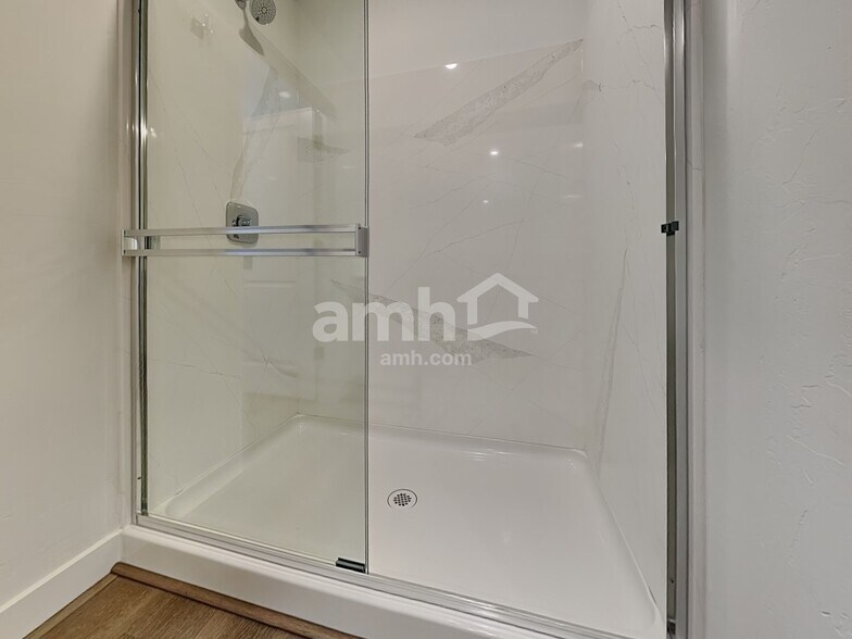 Building Photo - 12230 Thunder Creek Pky