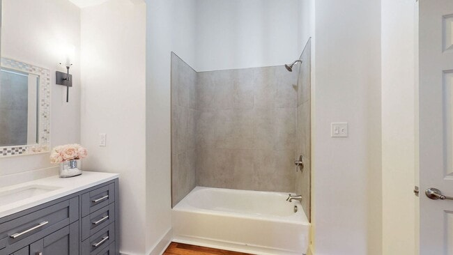 Building Photo - 3-Bedroom/2 Bath Home for Rent in Shelby Park