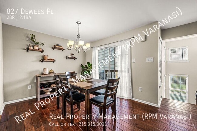 Building Photo - 827 Dewees Pl