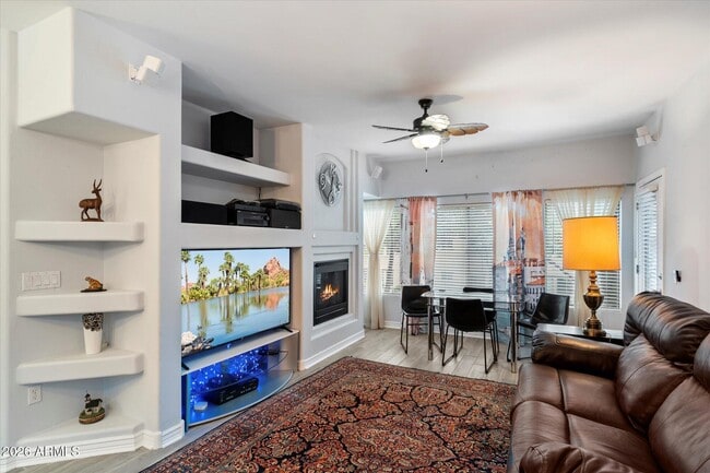 Building Photo - 5450 E Deer Valley Dr