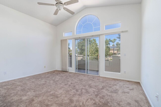 Building Photo - 32579 Valentino Way