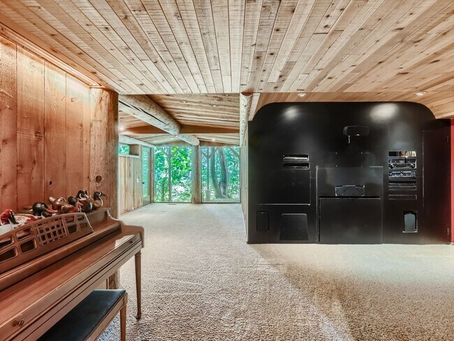 Building Photo - 4bd/3ba Kirkland House