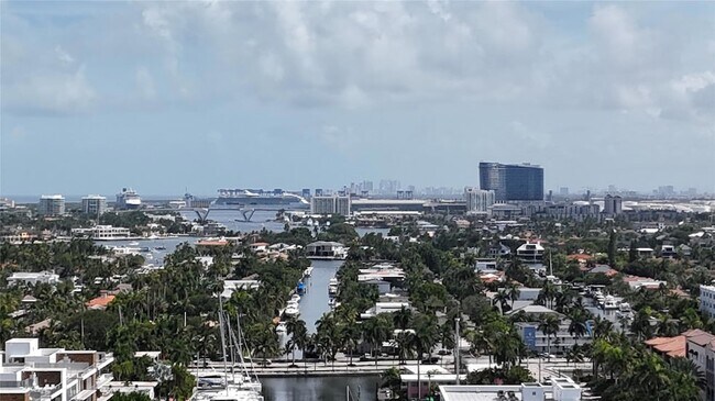 Building Photo - 105 Isle of Venice Dr