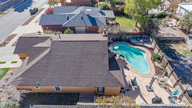 Building Photo - 1123 Night Hawk Dr