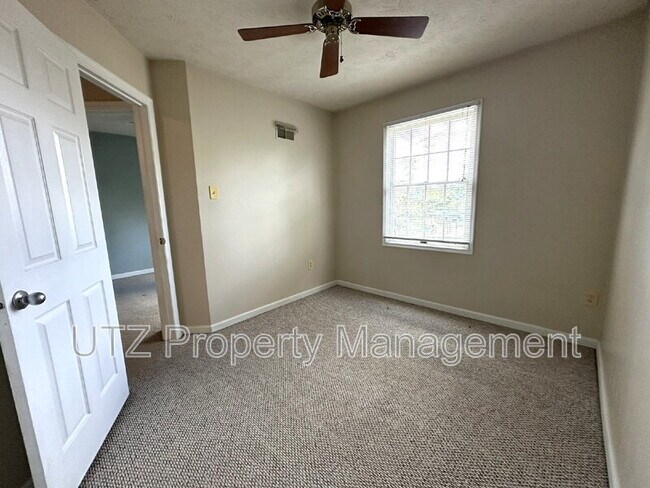 Building Photo - 6168 S Steamboat Way