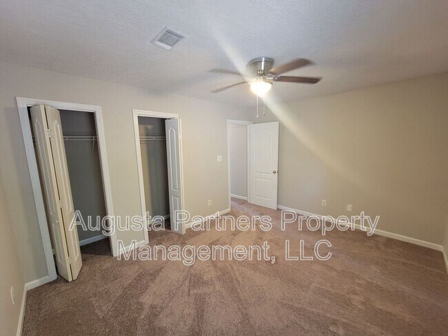 Building Photo - 4779 Cold Springs Dr