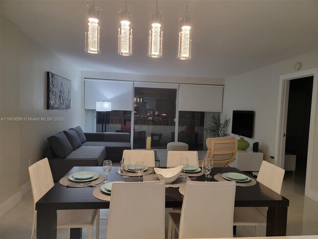 Building Photo - 150 Ocean Ln Dr