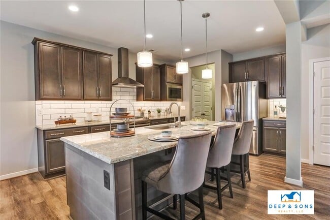 Building Photo - 5508 Benoni Dr