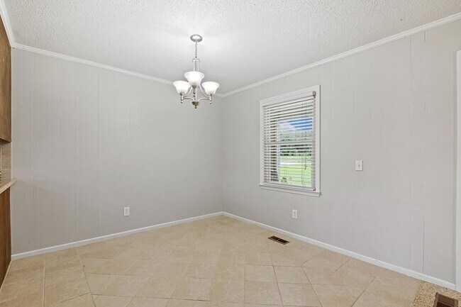 Building Photo - 3518 Lee Ave