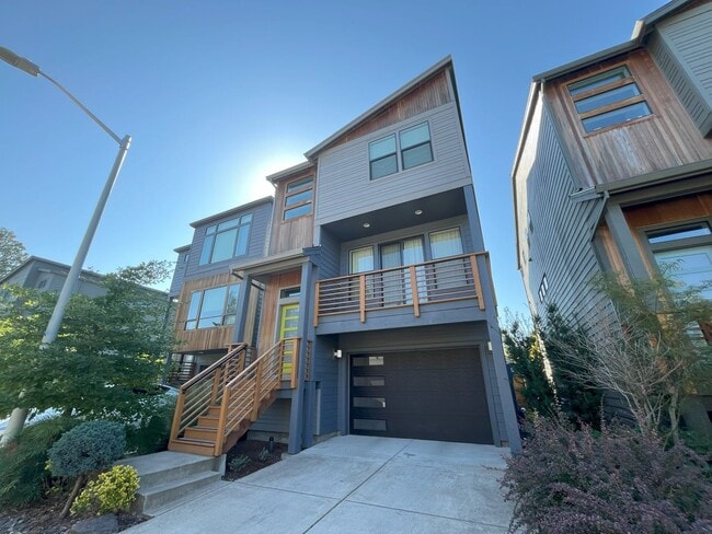 Building Photo - Three-Level Modern Living with Open Floor ...