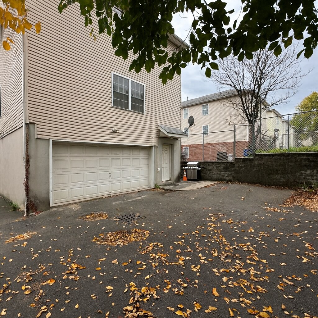 Building Photo - 17 Norfolk St