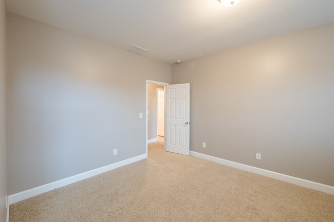 Building Photo - 3633 Ashcroft Bend