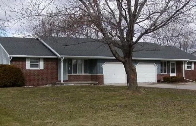 Primary Photo - 2467/2469 Bluestone Place - 2467