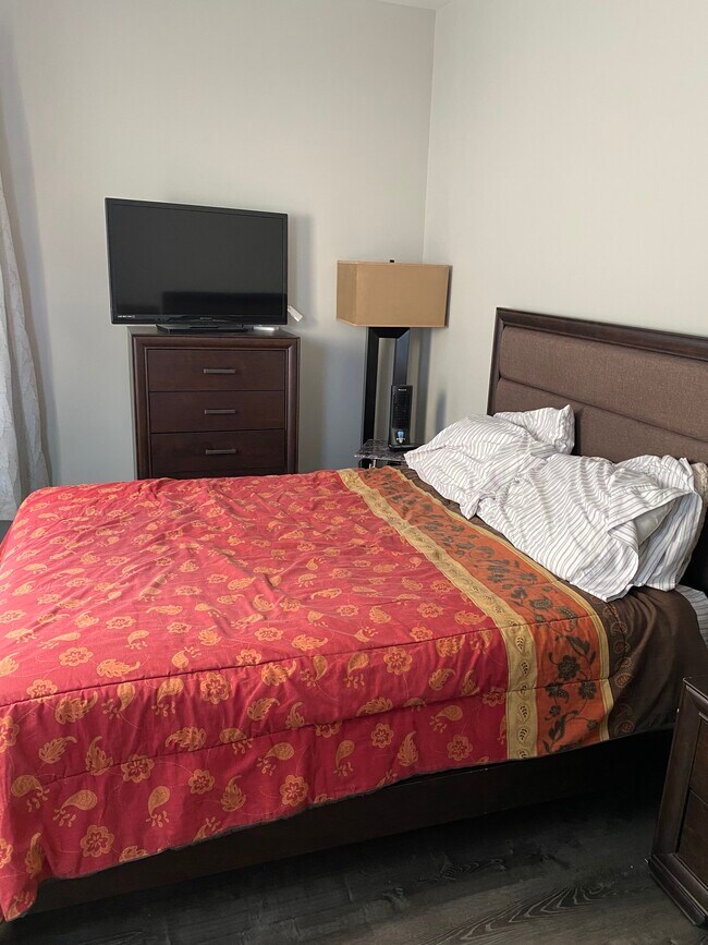 Bedroom furniture can be included - 31 Homestead Park