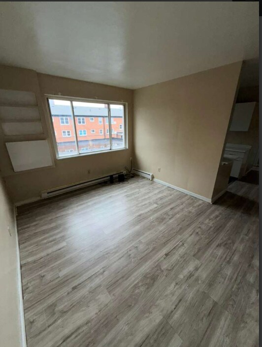 Building Photo - 13965 Superior Rd