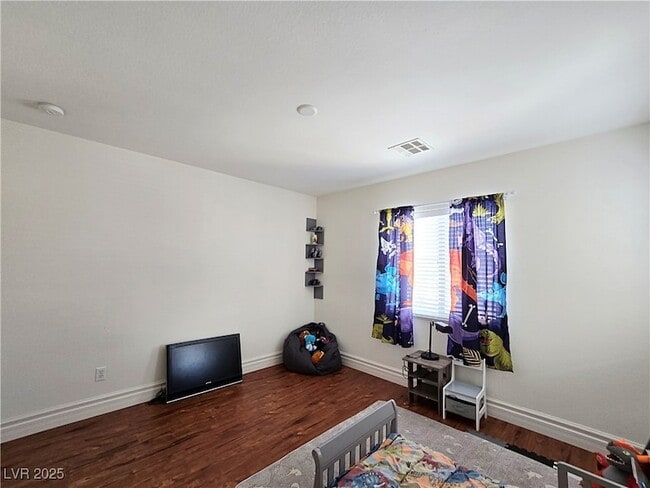 Building Photo - 125 Short Ruff Way
