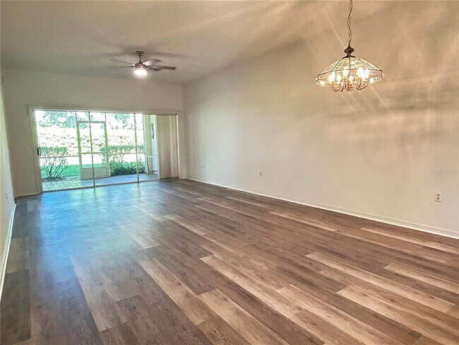 Building Photo - 13 Enclave Dr
