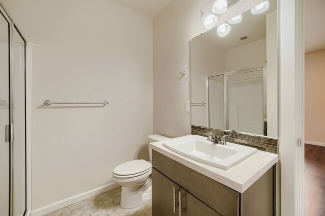 Building Photo - Amazing 6bed/3bath home in Edgewood, WA!